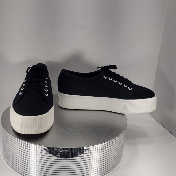 Superga Men's Black Canvas Sneakers size 9.5 pre owned Exellent condition - Picture 3 of 13